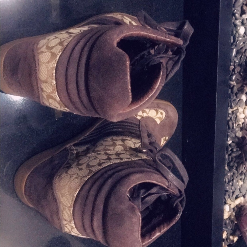 Coach Wedges